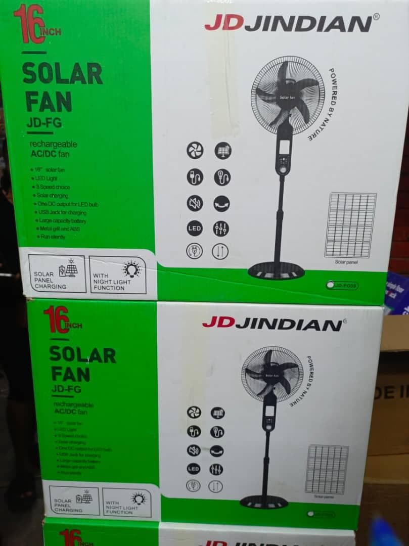 16 Inches Rechargeable Solar Fan